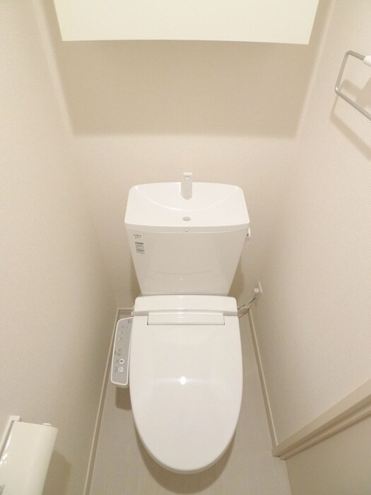 物件内観写真11　(トイレ)