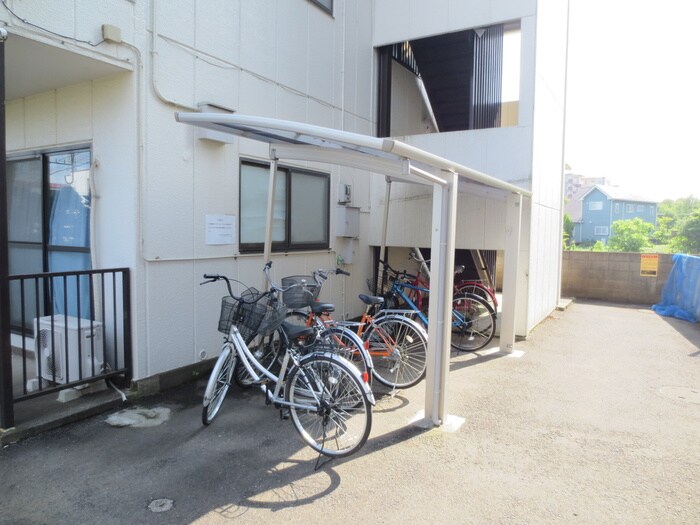 コ－ポＮＡＫＡＪＩＭＡの駐輪場