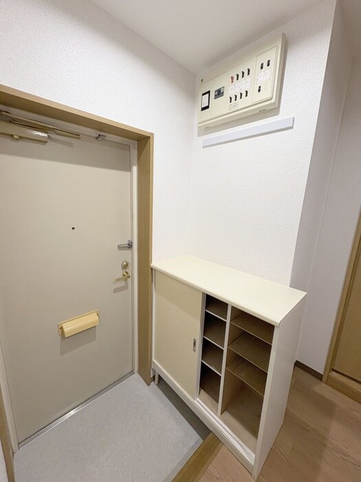 物件内観写真18　(靴箱)