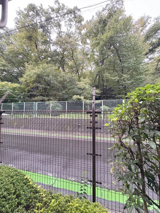 物件内観写真22　(室内からの展望)