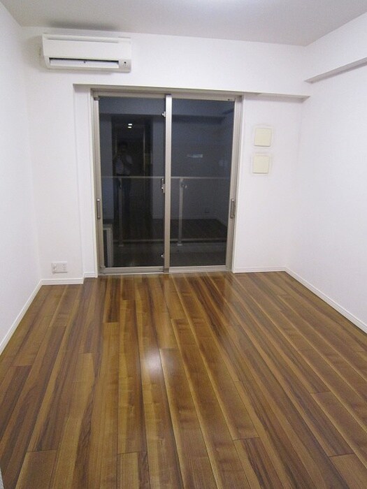 物件内観写真4　(居室)