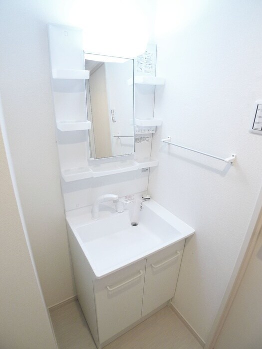 物件内観写真9　(洗面)