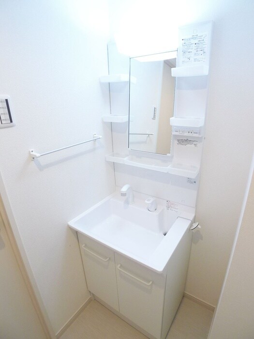 物件内観写真10　(洗面)