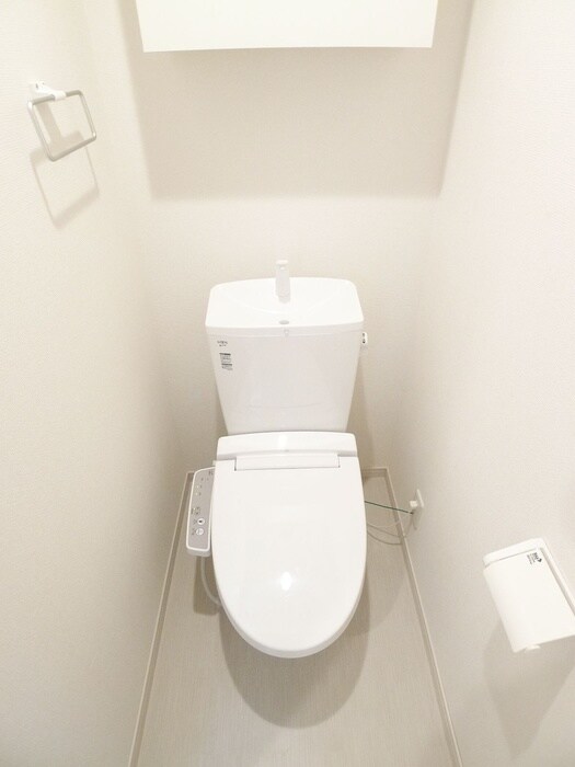 物件内観写真11　(トイレ)