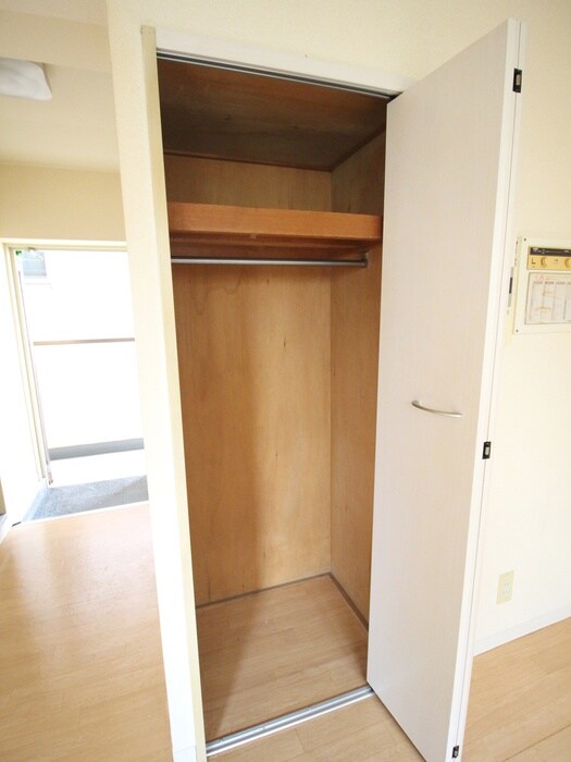 物件内観写真13　(収納)