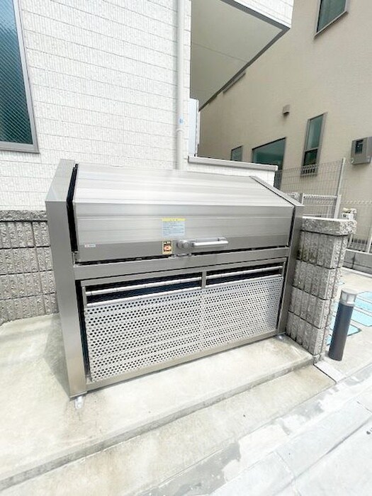 物件外観写真4　(建物設備)