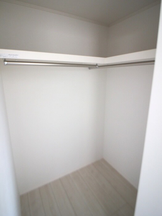 物件内観写真11　(収納)