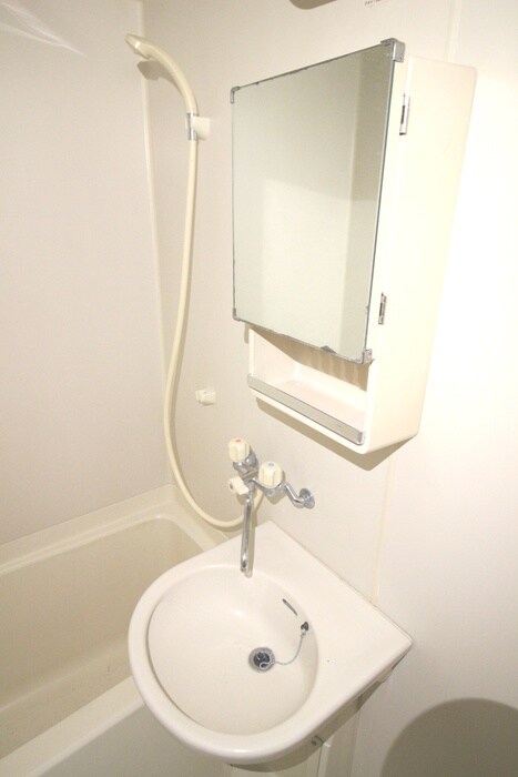 物件内観写真7　(洗面)