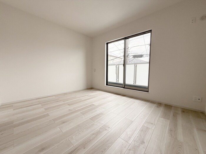 物件内観写真9　(居室)