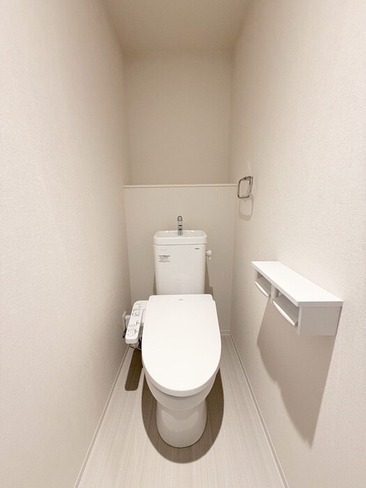 物件内観写真13　(トイレ)