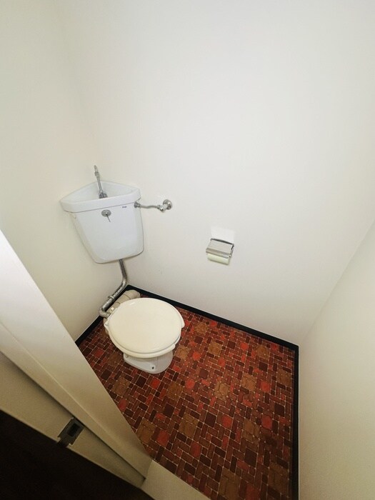 物件内観写真13　(トイレ)