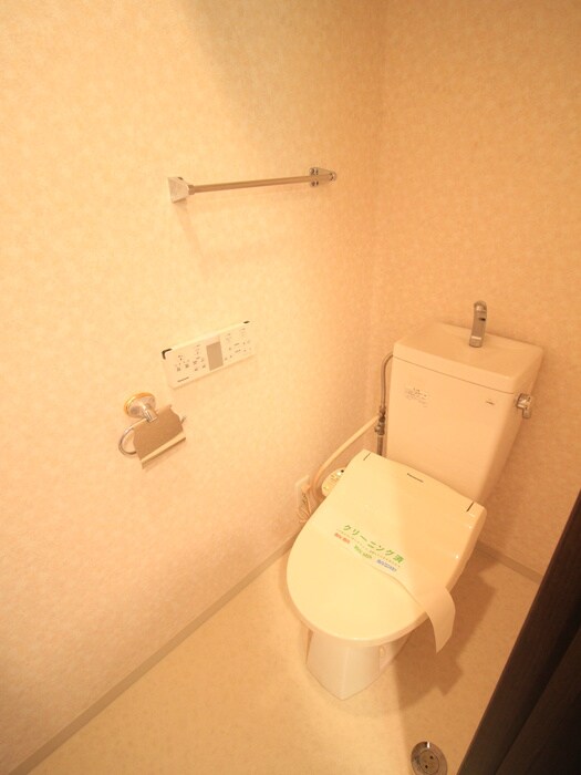 物件内観写真11　(トイレ)