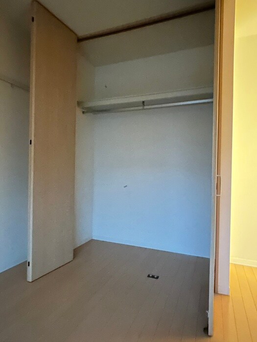 物件内観写真11　(収納)