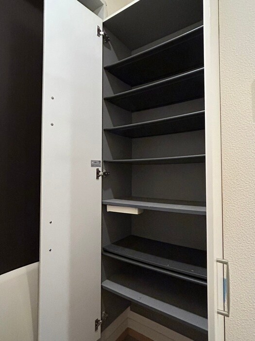 物件内観写真15　(靴箱)