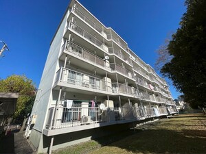 東向地団地６号棟（６４５）外観写真