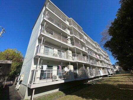 東向地団地６号棟（６４５）外観写真