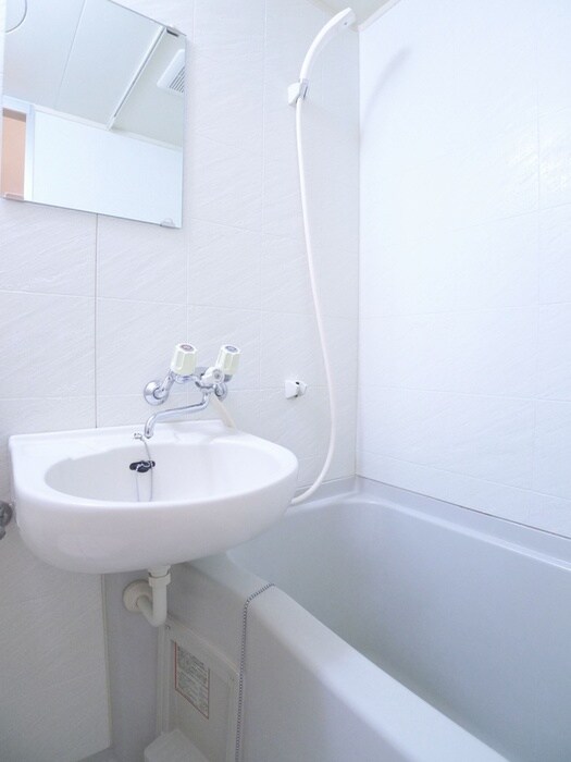 物件内観写真8　(バス／シャワールーム等)