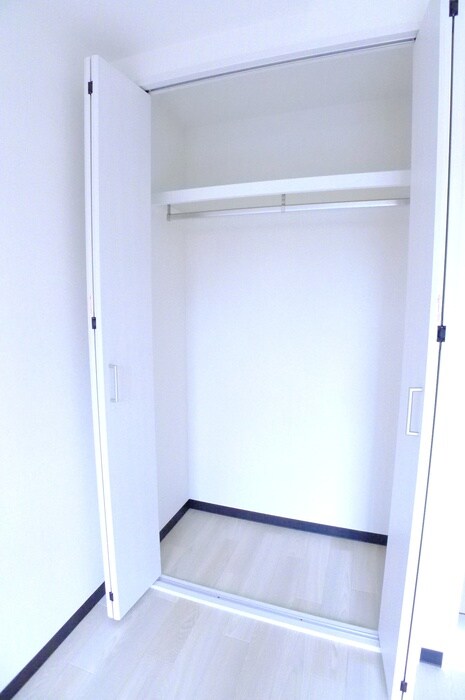 物件内観写真10　(収納)