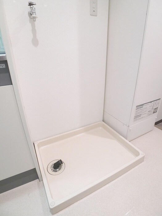 物件内観写真13　(洗濯機置場)