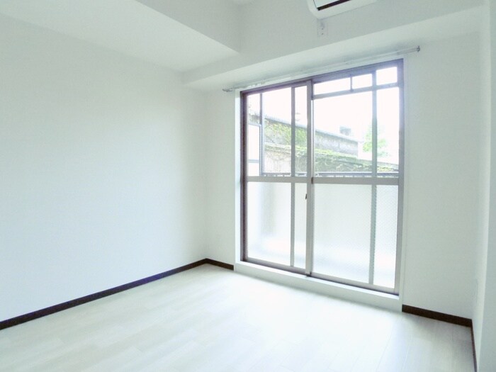 物件内観写真22　(居室)