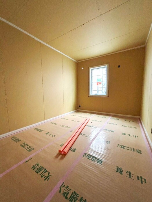 物件内観写真8　(居室)