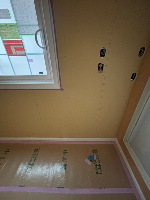 物件内観写真13　(洗濯機置場)