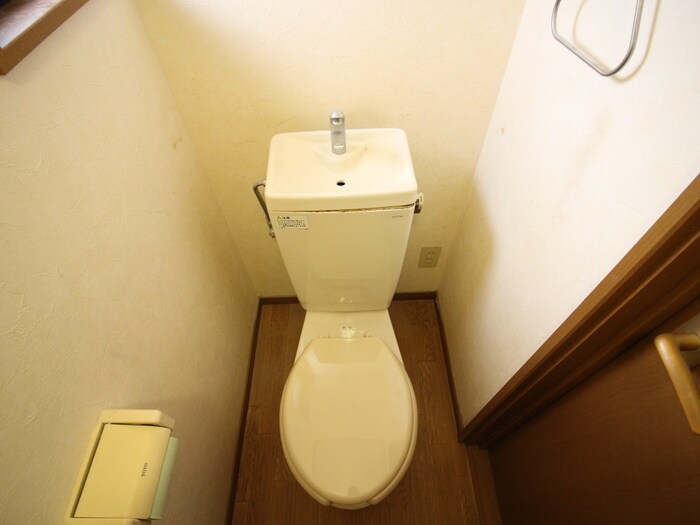 物件内観写真13　(トイレ)