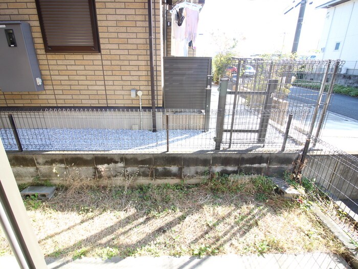 物件内観写真16　(室内からの展望)