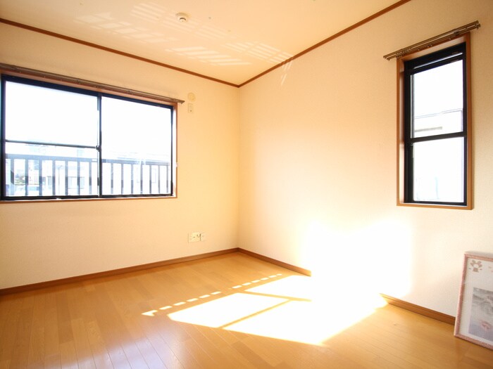 物件内観写真18　(居室)