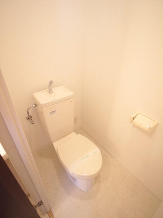 物件内観写真11　(トイレ)