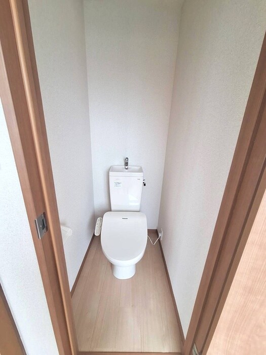 物件内観写真10　(トイレ)