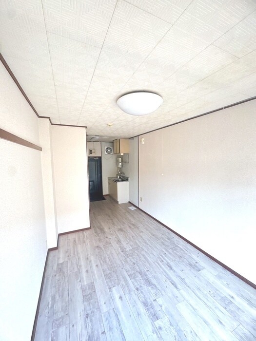 物件内観写真9　(居室)