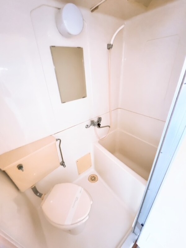 バス／シャワールーム等