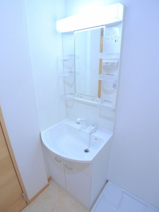 物件内観写真15　(洗面)