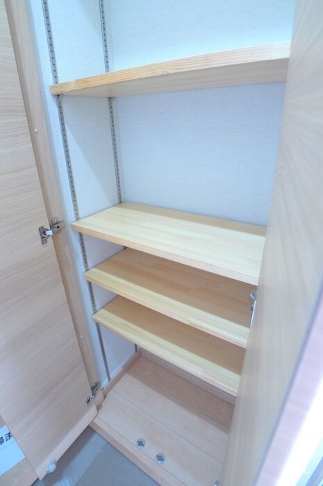 物件内観写真16　(靴箱)