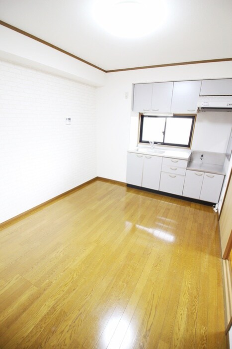 物件内観写真12　(居室)