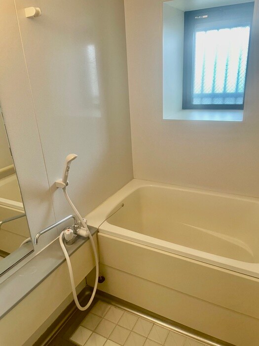 物件内観写真12　(バス／シャワールーム等)