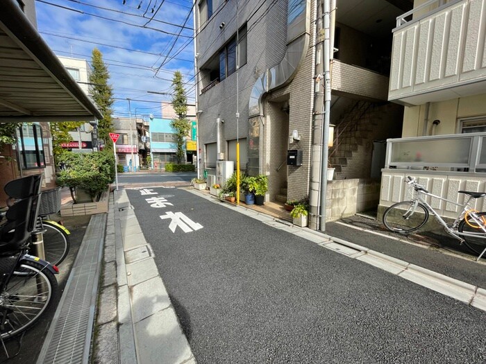 物件外観写真3　(周辺環境)