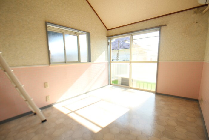 物件内観写真13　(居室)