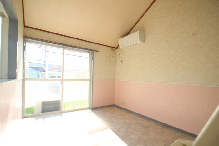 物件内観写真14　(居室)