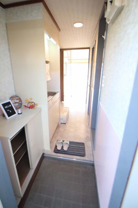 物件内観写真21　(廊下)