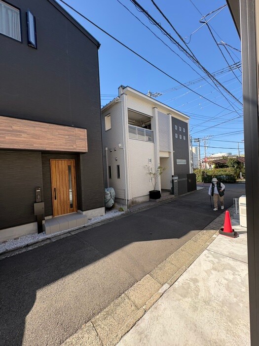 物件内観写真14　(室内からの展望)