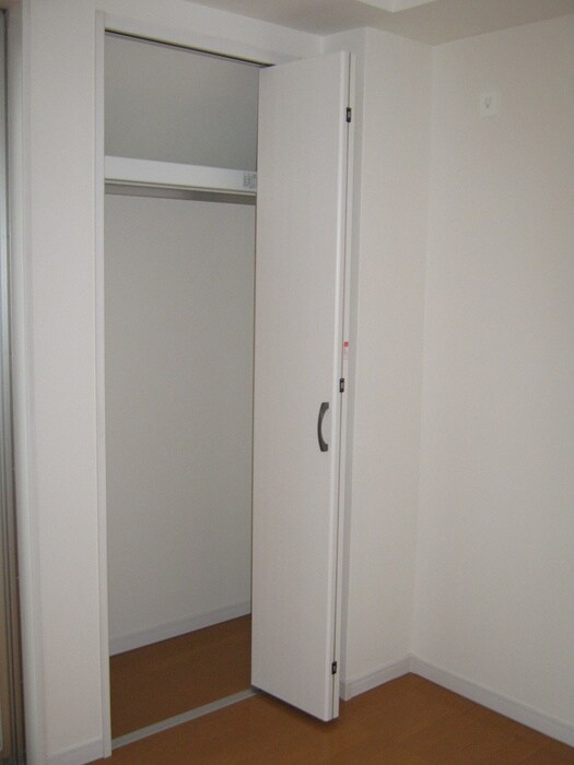 物件内観写真14　(収納)