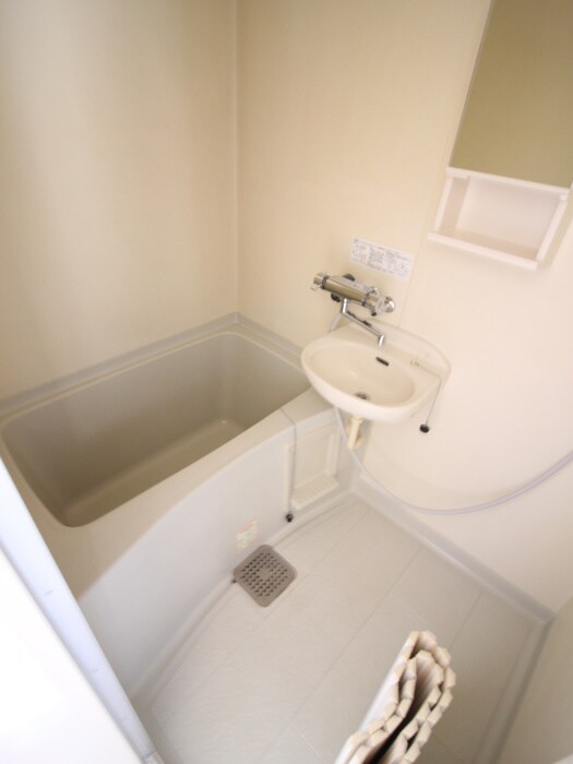 物件内観写真12　(バス／シャワールーム等)