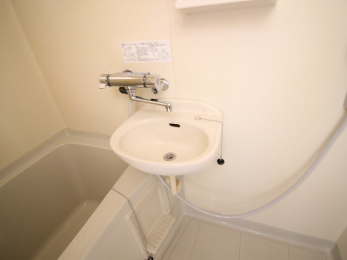 物件内観写真13　(洗面)