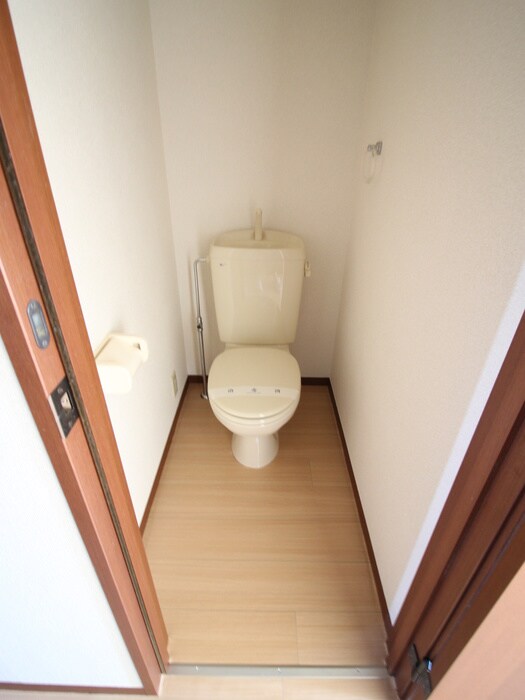 物件内観写真14　(トイレ)