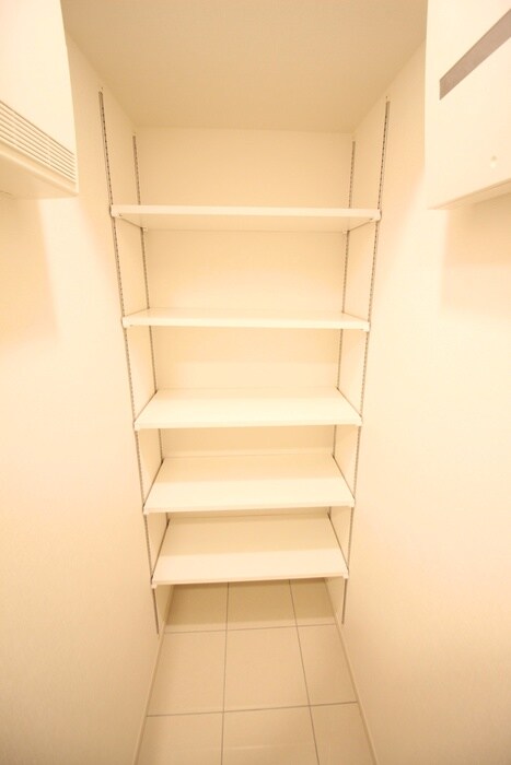 物件内観写真19　(靴箱)