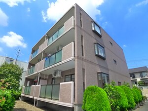 マノワ－ル外観写真