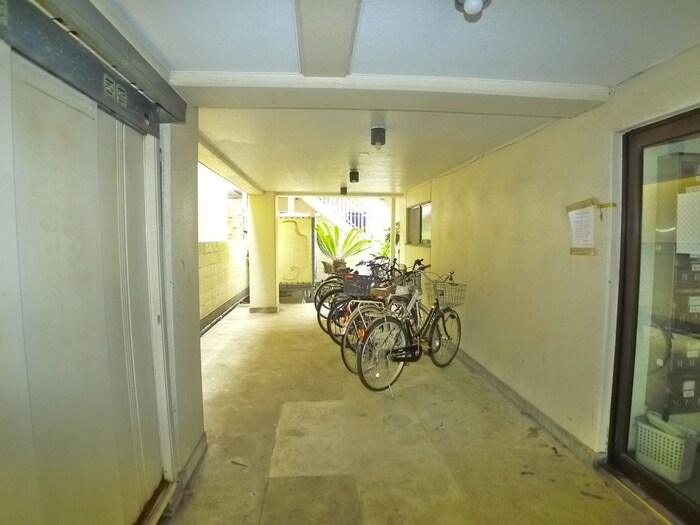 物件外観写真2　(建物設備)