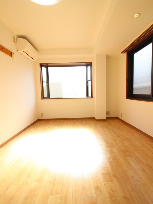 物件内観写真19　(居室)